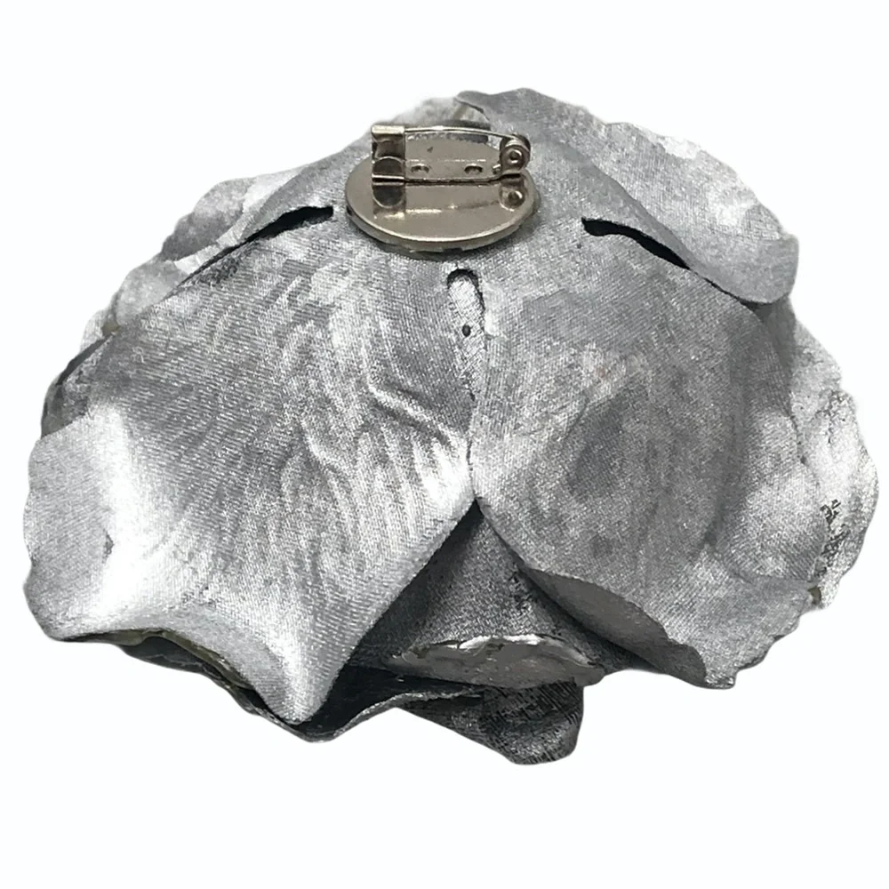 VINTAGE LARGE SILVER FABRIC BROOCH